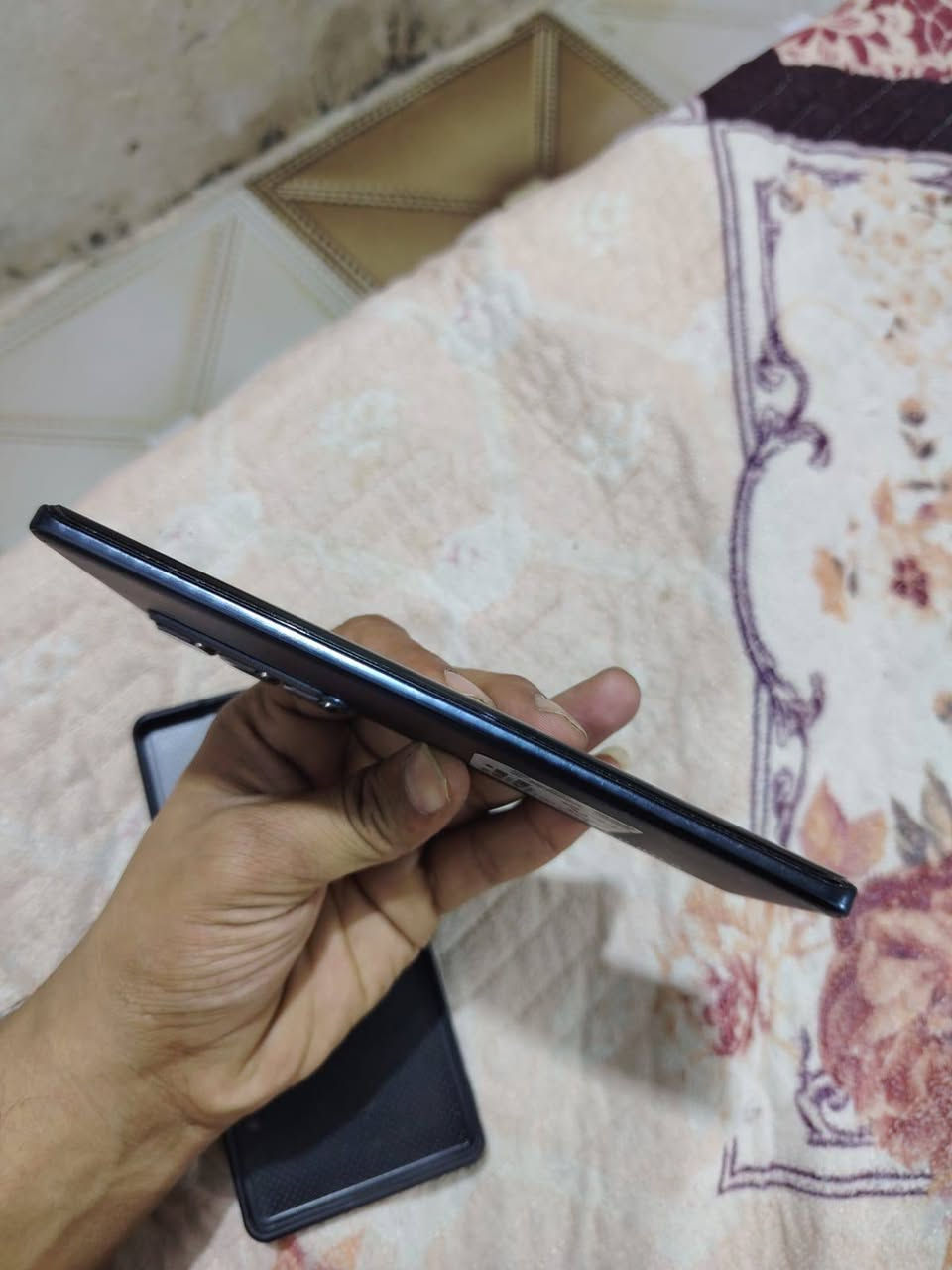 سلام عليكم اخوان عندي هذا الجهاز البيع انفنكس هوت 50برو المضلع جهاز نضيف بس هاي الطكه الكاميرا ذاكرة 256 الجهاز مواصفاتها معروفه السعر 250 وبي مجال العنوان البصرة رقم الهاتف *********** موجود واتساب وشريحه فقط
