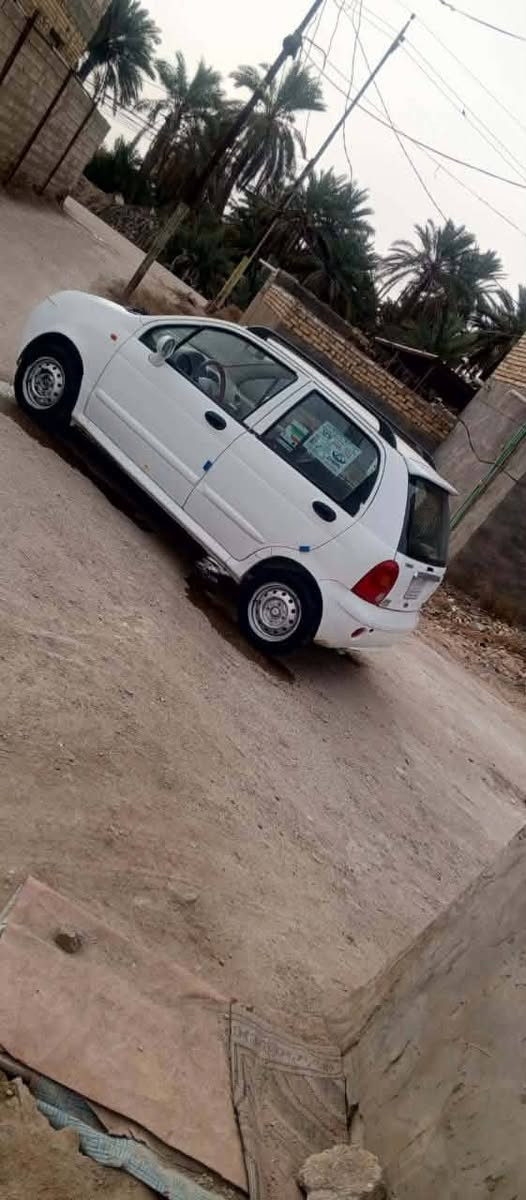 اللهم صل على محمد وال محمد 
كيو كيو موديل 2013 كفاله عامه ضربه وصبغ وتبديل 
مكينه وكير جدد شرط استخدام شخصي 
تبريد حداديه تخم تاير جدد ماشيه 70 حقيقي 
سعرها 28 وبيها مجال بسيط 
***********
