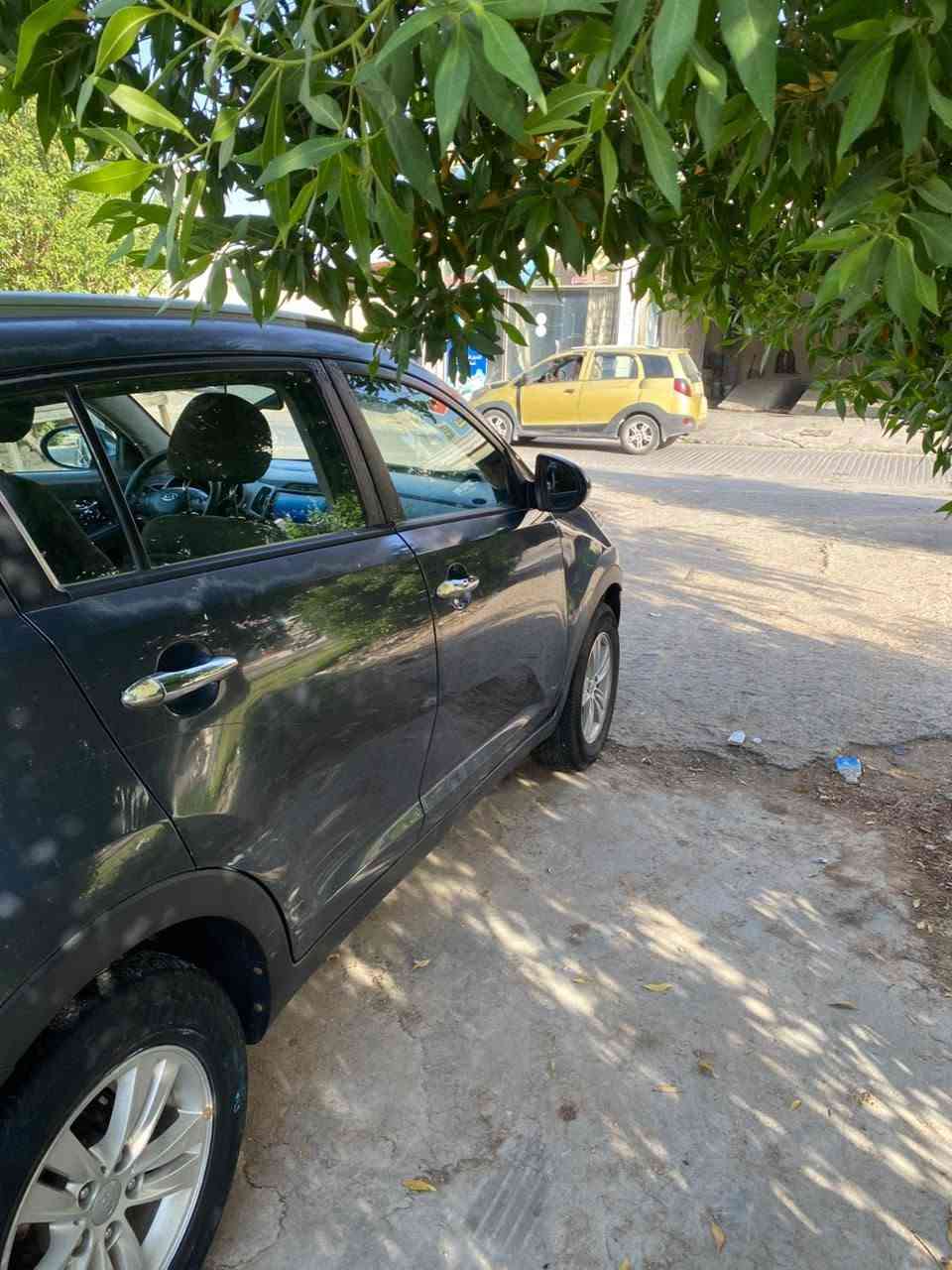 سبورتج خليجي 2012
مكفولة من الحادث و ضربه 

كير محرك مكفول من التبديل و الفتح +ادامة متواصله 

تبريد شغال 

حداديه 70%
***********
سعر 135
