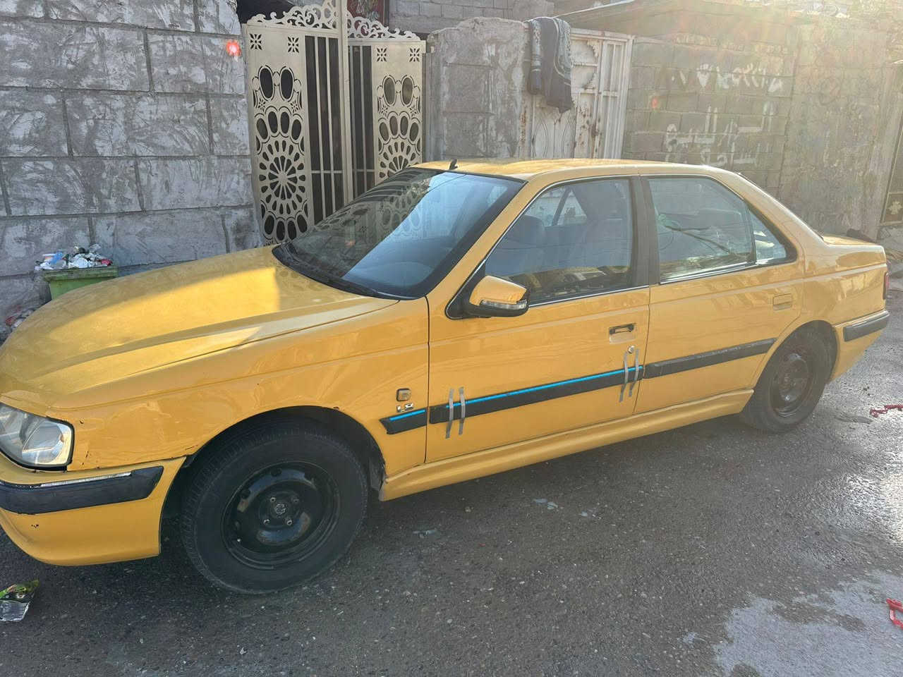 السلام عليكم بيجو بارص مديل 15كير مكينه وصدر مكفولات تبريد بس غاز عوزه بيه بنيد وجاملغ مبدلات منضومه غاز السياره شرط التحويل السعر 38وبيه مجال مكاني بغداد المدينه ***********
