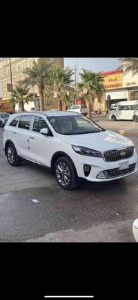 للبيع كيا سورنتو موديل 2020  خليجي ماشيه 40 الف رقم بغداد السياره اقسا...