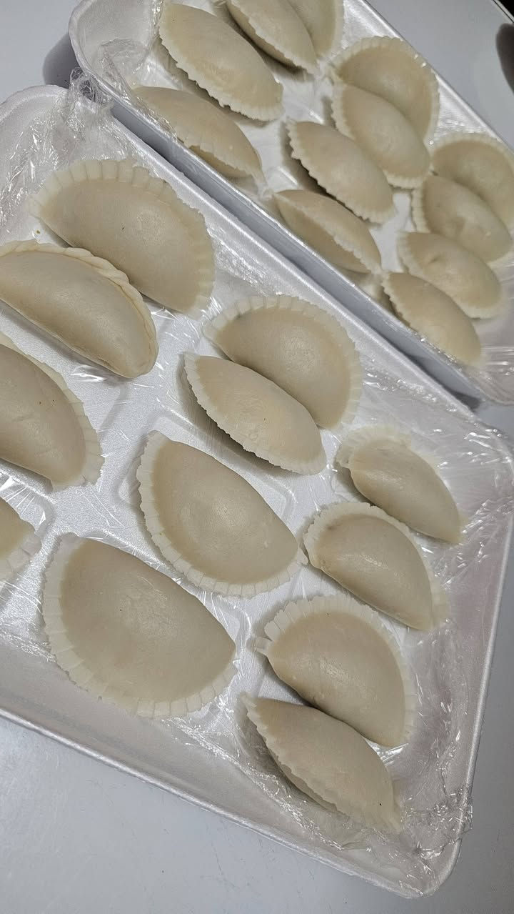 تفريزات رمضان شغل نضيف كدامكم لحم عراقي ذمه عليه مااشتغل بغيره امانه الله 
١٠٠ قطعه كبه تمن ٢٠ الف
١٠٠ قطعه سمبوسه ٢٠ الف 
٠٠ قطعه كباب عروك ٢٠ الف
حجز قبل يوم يفيدكم رمضان 
حجز للمحلات متوفر


**إذا كنت صاحب هذا الإعلان وتريد حذفه لأي سبب، رجاءا أرسل رسالة إلى الدعم الفني**