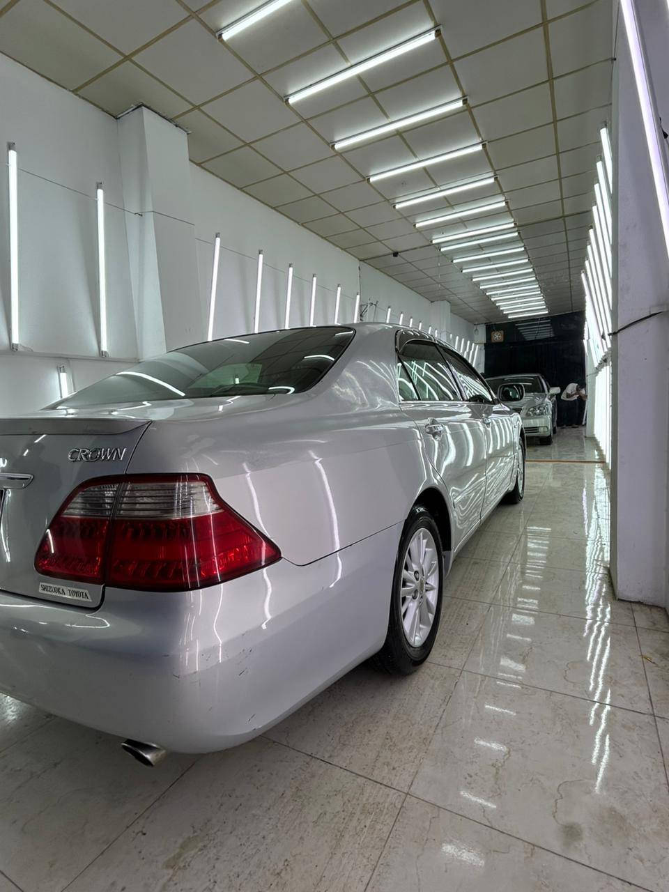 شاهینە موس موس 182 
بەحری 2006
دوو دوگمە ناو ڕەساسی ساج سور
شاشە و کامێرا 
1 پارچەی بۆیاخی ئەوروپایە 
گێڕ و مەکینەی بەشەرت
سعری 57گەڵا ومەعامەلەیە کەم
0750 118 5665
