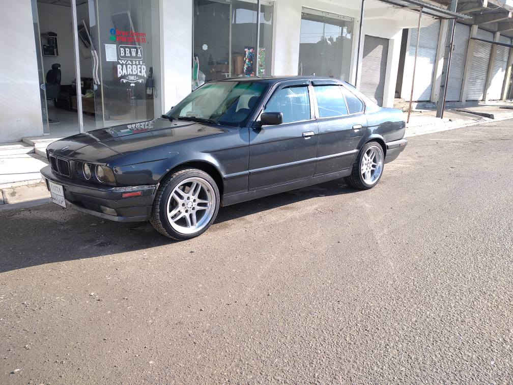 تەنیا فرۆشتن مەکینە 25 کەپسە ڕەقەم سلێمانیە ساڵێکی ماوە بەسەر چێ غرامەی لەسەر نیە تەبرید ساردو گەرم چوار جام کارەبا پێش پانە پێشو دوای کەپسە تاقم پێشی تازەیە تایەی ٪٧٠خاوێنە ویل m ژ.م *********** كويسينجاك, أربيل
