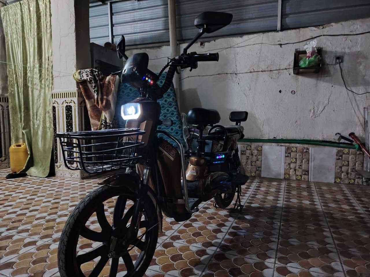 دراجة شحن جديدة استخدام قليل للبيع السعر 550


**إذا كنت صاحب هذا الإعلان وتريد حذفه لأي سبب، رجاءا أرسل رسالة إلى الدعم الفني**