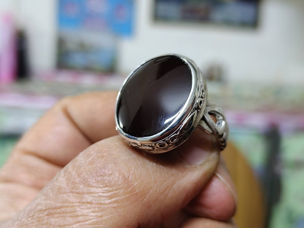 خاتم عقيق انسي يماني كرز الكرز خام ملكي صياغه يدويه السعر 85  الف للطلب ***********
