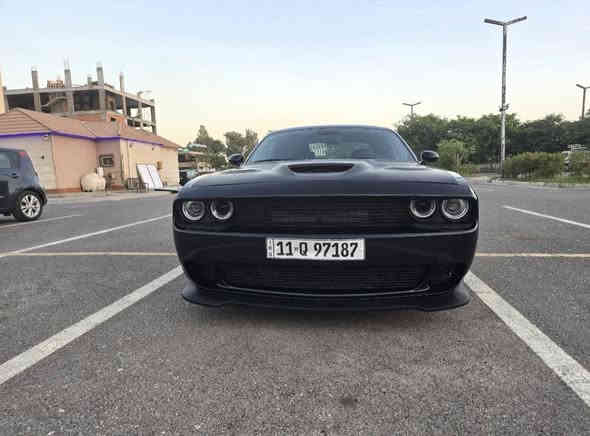 السلام عليكم شلونكم اخوان 
جالنجر 2023 لاست كال رقم بغداد مكينة ٦ ماشيه ١٧ ميل وابد ما شايفه البانزين العادي من طبت لهسه والسياره  بلادية بدون برمجة بدون اي تعيدلات على وضعها البلادي وكشرها حيل حيل نظيف وهاي كدامكم السياره وصور الحادث هم كدامكم 
مكاني بغداد وسعرها 215 وبيها مجال للشراي 
وأي تفاصيل ثانيه خابر وتأمر
***********
