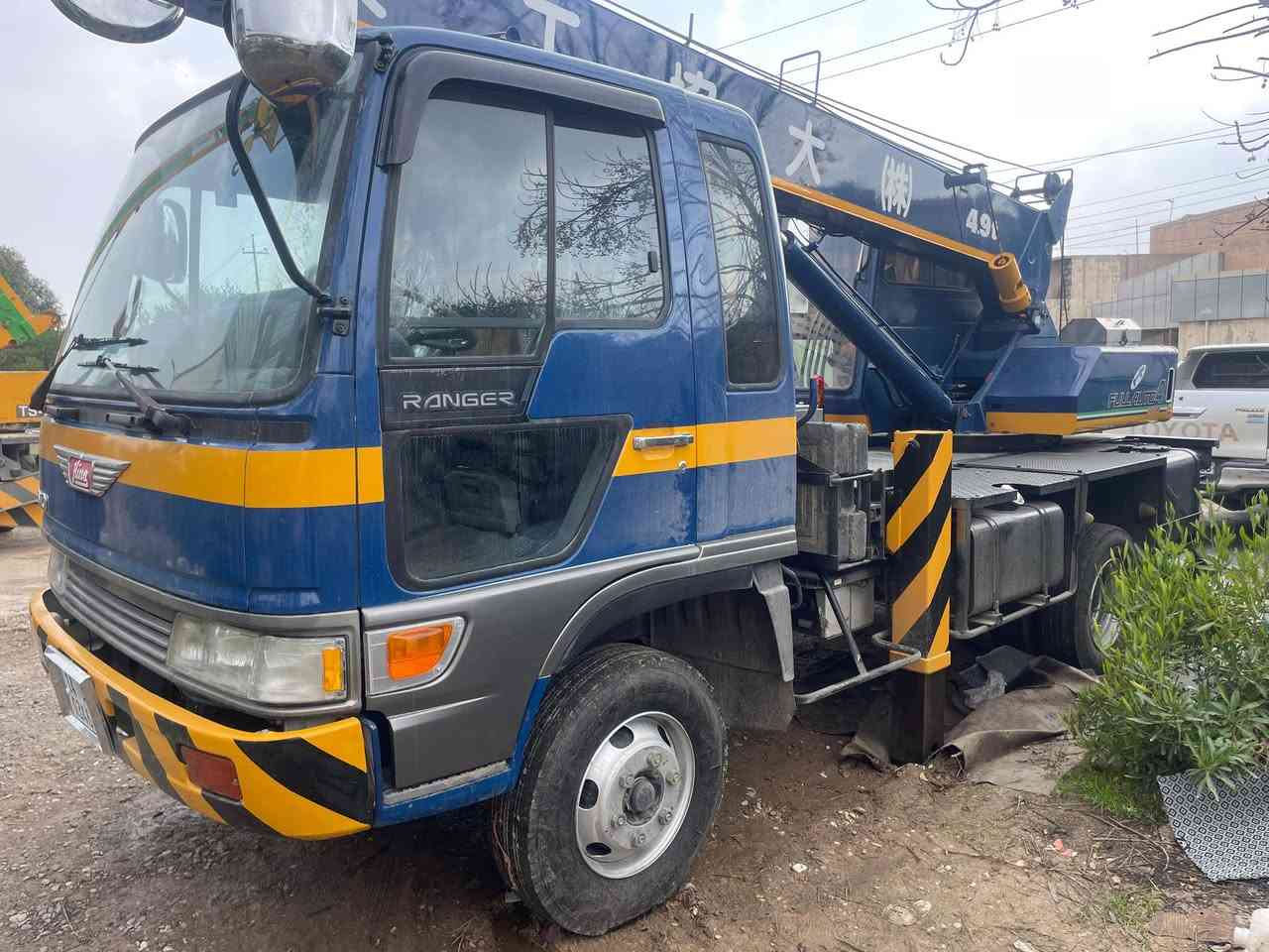 للبيع
كرين تادانو 7 طن، 3 سلايد، سنوية ورقم جديد لغاية 2030.
السيارة نظيفة جداً و مکفول .

📞 ***********
واتساب متوفر.
