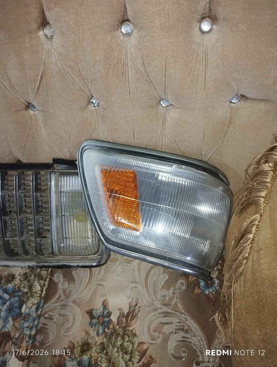 سيدان فنصه للبيع اغراض بلاديه اخو الجديد ***********
