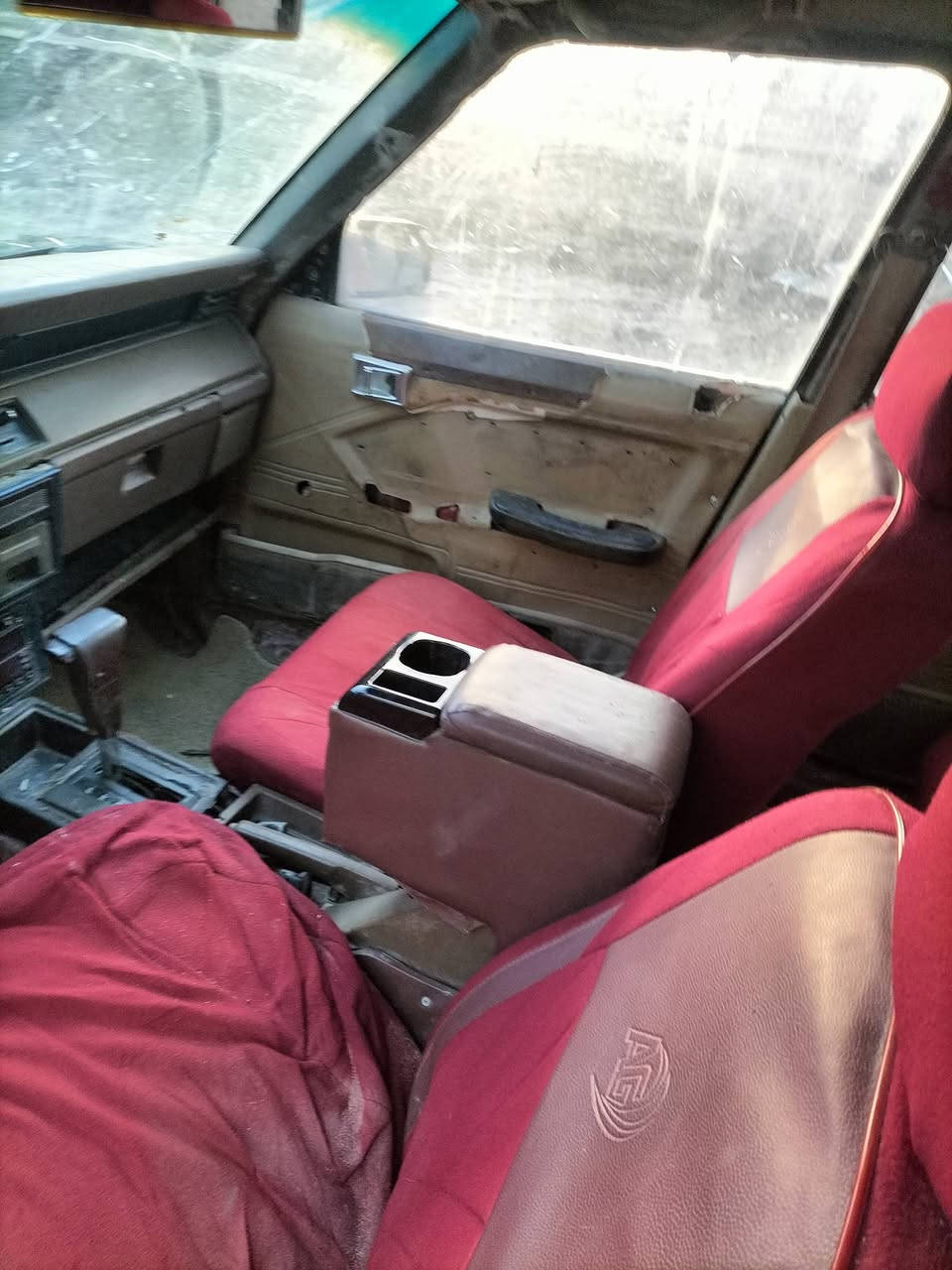 سلام عليكم لبيع سياره كير ومكينه وحداديه كله نضيف وتواير وكهربائيات بدون راعي رقم نينوه السعر 12 وبيه مجال حك الجيه الستفسار *********** ما متواجد نت شراي نتصل ع رقم وشكرن لكم العنوان الناصريه جريق الجامعه
