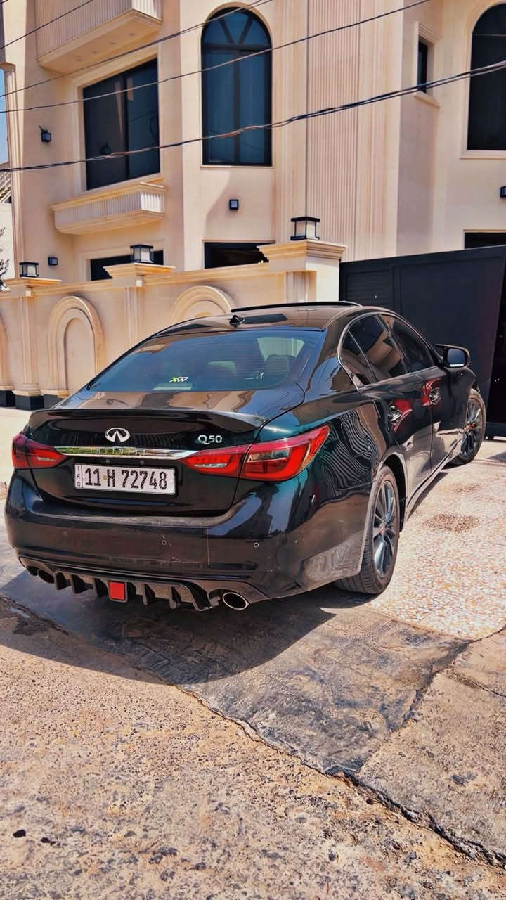 السلام عليكم للبيع او مراوس انفنتي q50 2021 ٦ سلندر توين تيربو لاكجري فول لفول داخل ابيض السيارة بيها كازكيت وطخة بدعامية ولجاملغ يرادلة بس صبغ ب١٠٠ ورقة مكاني بغداد السيدية السيارة ماشية ٣٣ الف وهاي صورها وحادثها وباقي تفاصيلها *********** بغداد السيدية
