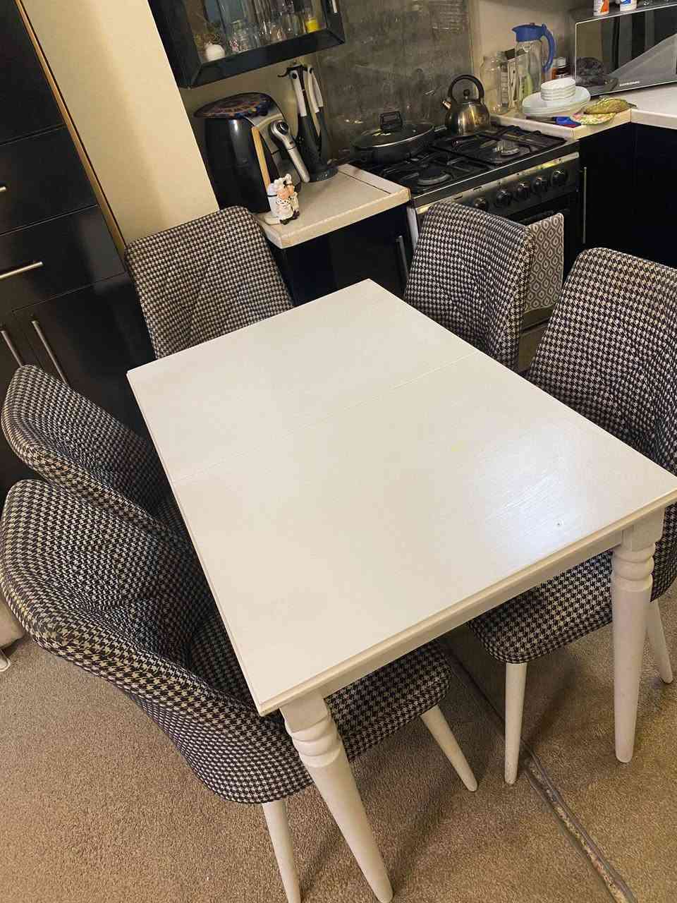 ميز طعام للبيع ويا ٦كراسي يتصغر ويتكبر السعر ١٧٥وبي مجال المكان المنصور


**إذا كنت صاحب هذا الإعلان وتريد حذفه لأي سبب، رجاءا أرسل رسالة إلى الدعم الفني**