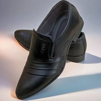 حذاء رجالي • جلد • مقاس 39