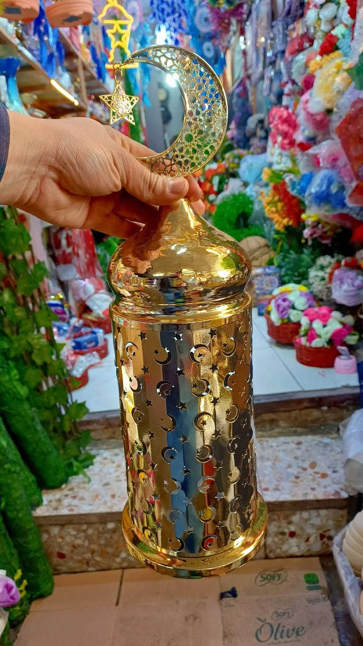 شهر #رمضان_المبارك 
تتوفر في معرض تحفيات وهدايا البحراني
كل مستلزمات شهر رمضان 
من تمريات وفنانيس ونشرات وستيكرات وهلال وفوانيس 
العنوان طويريج بداية سوق النساء
قرب بسطيات الفلافل 
يوجد توصيل داخل طويريج فقط 
***********
