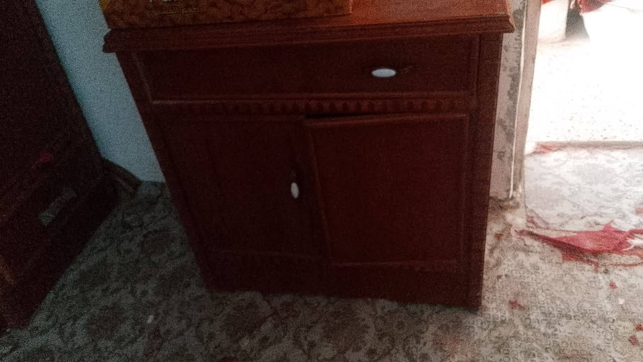 غرفه اخشاب نضيفه كلش ب800 وبيهه مجال ***********
