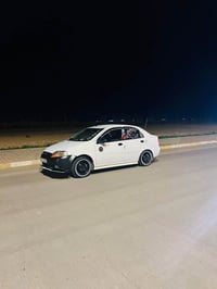 اڤيو • ٢٠٠٦ • بدون حادث
