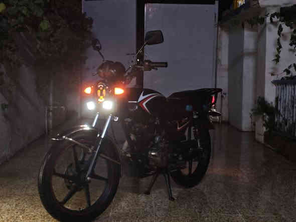 السلام عليكم بسم الله الرحمان الرحيم ماطور مرقم شاينك موديل 23
للتواصل واتساب فقط ***********
مخابره ‏‪***********‬‏
السعر 1750
مكان الايمن شارع 60 غرب جامع الصفه 
ولنضافه كدام عينك سبب البيع جنت ماجل الدراسه هسه  رجعت ع دراسه ومخلي ب بيت
