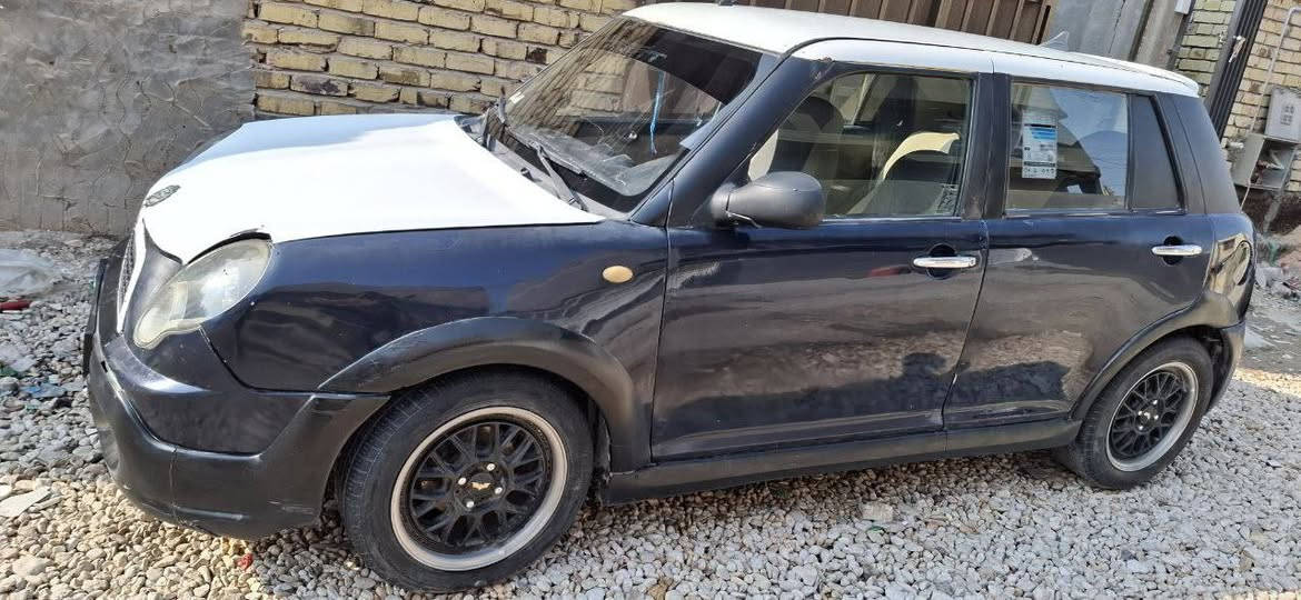 السلام عليكم
سيارة ليفان 2013  رقم بابل مصبوغة حزام كهربائيات شغاله السياره نضيفه الويل رياضي بية شاشة وكاميرا بس مرابط الكاميرا سنويه ساقطه صار سنه السعر 35 بيه مجال 

المكان بابل حي الجمهوري قرب غرفة التجارة الرقم ***********
