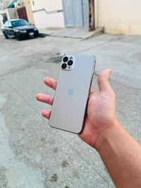 آيفون XS ماكس • ٢٥٦ • كسر خفيف