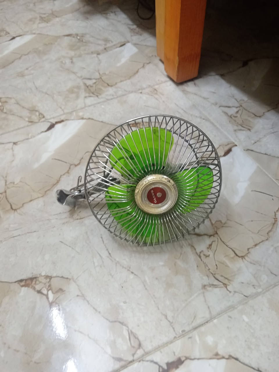 مروحه يابانيه اصليه للبيع موصل الايسر *********** بي وتساب
