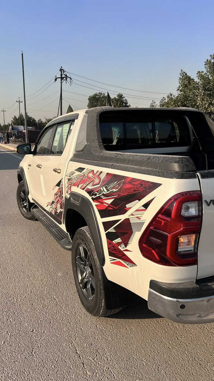 السلام عليكم تويوتا هايلوكس 2021 TRD رقم اربيل وكالة او تحويل مكفولة كفالة عامة السعر 330$ للاستفسار ***********
