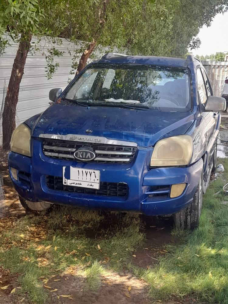 سبورتج موديل ٦ مكينه ٢٧٠٠ بيه صوت بس السياره مكلوبه ومعمره رقم بغداد مميز بسمي مكانه بغداد السياره بيه مكانات صبغ مفطره  مكفوله من الكص جاهزه مكفوله الشاصي من الكص والحوض سعره ٦٠ وبيه مجال بصيط 
وترى مامعمره سعره ٦٠ *********** بغداد, العراق
