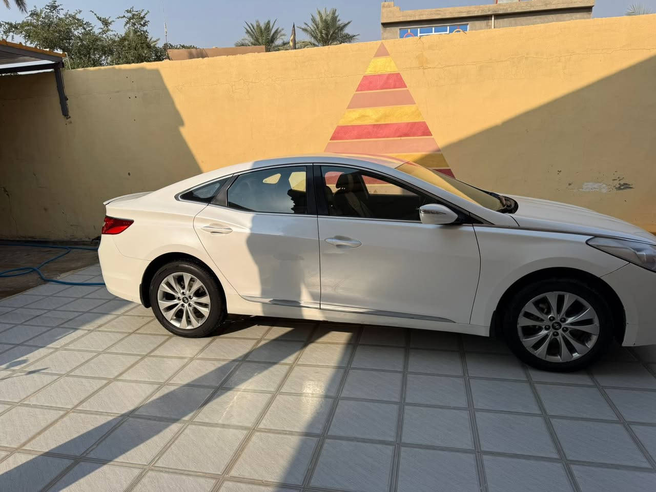 ازيرة موديل 2015 كفاله عامه من الطخه ولصبغ والتبديل شخط مابيهه مكينه وكير كفاله نص فول رقم اربيل بسمي سنوية لغاية 2029 صدر امامي خلفي جديد تخم تاير  جديد محرك جديد سيارة مال جناي 130 وبيهه مجال 

الهاتف. ***********
