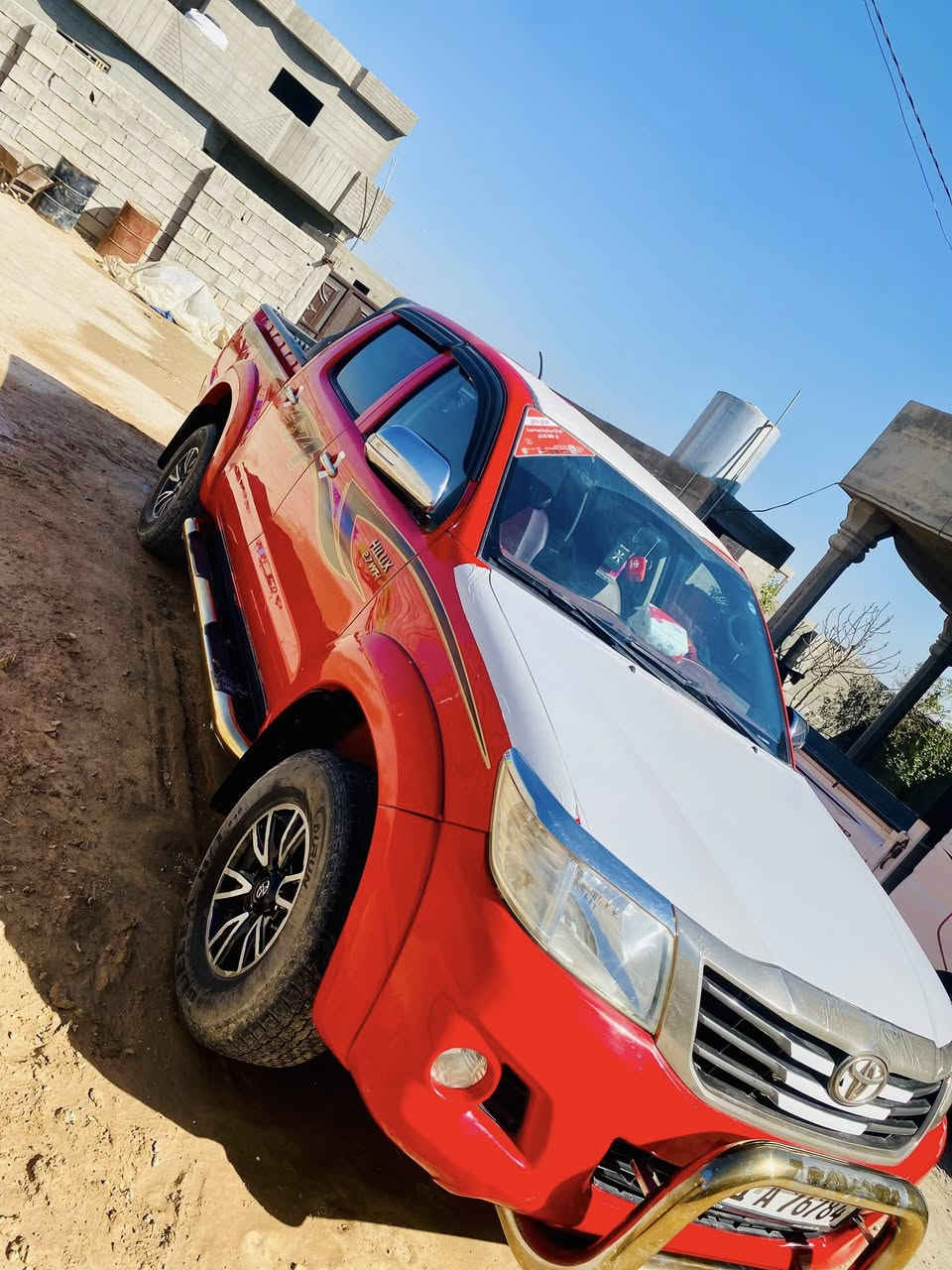 هلوكس 2012شرط نضيف محرك بلادي مامفتوح كير اكسن تخم تاير صدر كهربائيات كلها جديد سنويه 29 هزه جديده تحويل مباشر المكان صلاح الدين العلم استفسار على ***********
