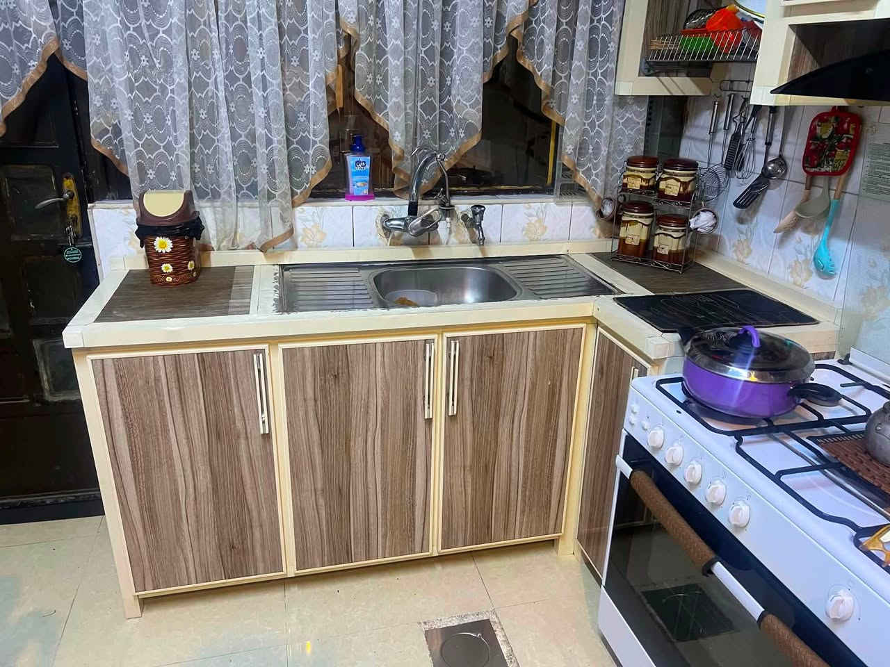 السلام عليكم
كاونتر 3 قطع  6 امتار ارضي4 امتار ملحق نظيف كلش مابي اي ضرر مثل مابين بالصور السعر 550 وبي مجال بسيط مع ميز طعام هدية العنوان موصل حي الجامعة للأستفسار اكثر ع الخاص


**إذا كنت صاحب هذا الإعلان وتريد حذفه لأي سبب، رجاءا أرسل رسالة إلى الدعم الفني**
