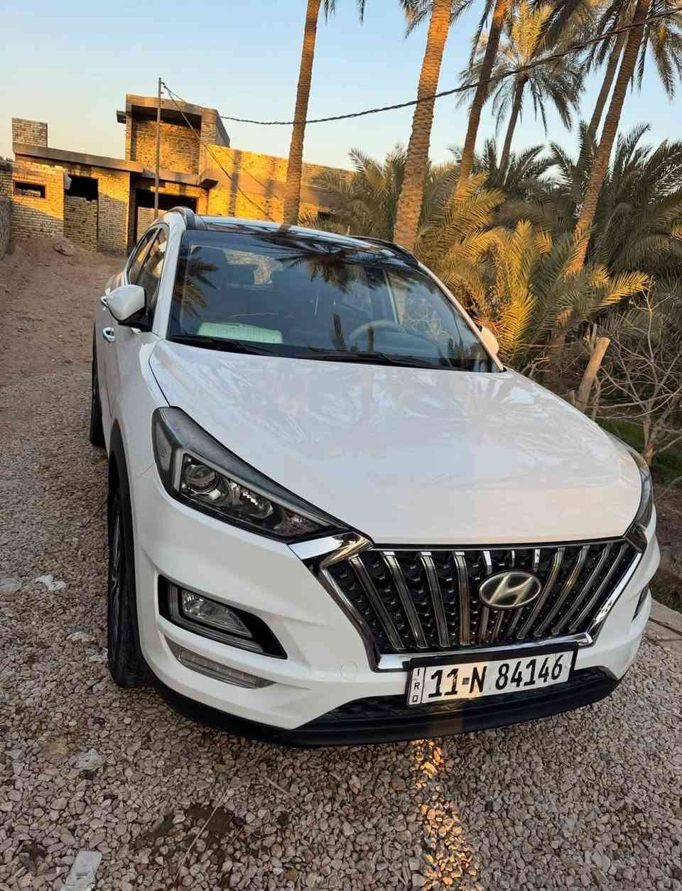 هونداي توسان 2020 فول مواصفات
السياره مكفوله من الصبغ والضربه والتبديل
فق شخط بلباب مكحل ورصعه بجاملغ الخلفي 

المواصفات:

- محرك 2000 دوش
- فول مواصفات
- تشغيل بصمة
- سقف بانوراما
- كراسي كهربائية أمامية
- شاحن لاسلكي
- مرايا شفط
- ويل كب
- 3 أنظمة قيادة
- عداد 103كم
- السيارة بحالة جيدة وجاهزة للاستخدام

الموقع: النجف 

للاستفسار ‭***********
