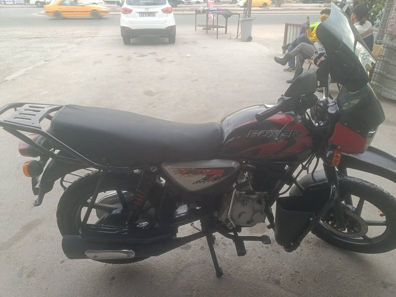 السلام عليكم بوكسر 2023مرقم بغداد بسمي دراجه جاهزه مجهزه ما ناقصهه برغي مكاني بغداد الكرخ السعر مليونين و2500اتصل ***********
