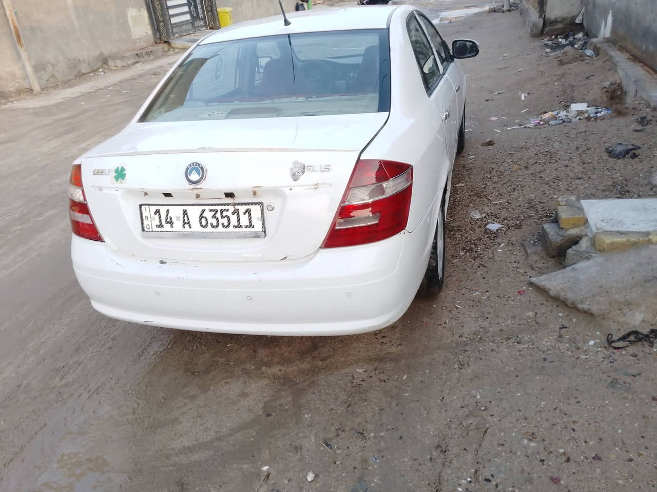 سلام عليكم جيلي موبل موديل 12بيع أو مراوس رقم %***********
