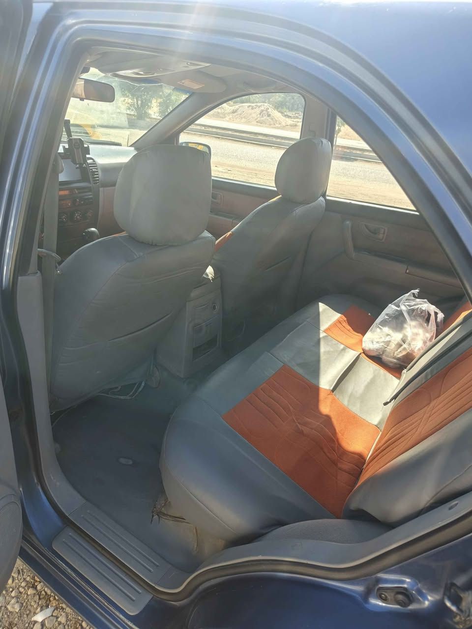 سورنتو ٢٠٠٦ امريكي بيها طخه بالجاملغ بس وصابغها حزام اثر جراد
 مكينه ٣٥٠٠ جديده قبل شهرين شديتها
 سياره كلش حلوه شاهد الله وعائليه مالبيت 
كنترول جام جديد لايت زنون وحته الماسحات بدلتهن وسويتلها ادامه كامله بيها بس الايرفلو يخربط سعره ٢٥ الف بالحله  
رقم بابل ومكانها بالقاسم تخم تاير جديد هم 
اراوس حسب القناعه 
رقم الهاتف *********** Colombo, Sri Lanka
