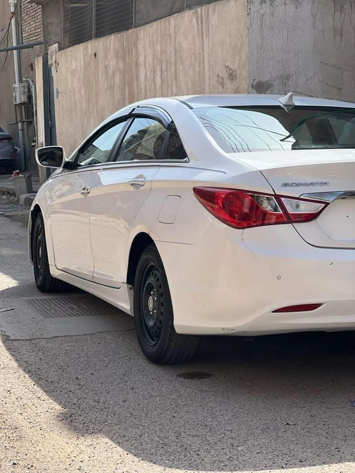 أدوات #أدوات ادوات
سوناتا فول مواصفات   بصمه كشنات تدفئه مرايات كهربائيه 
تبريد قطعتين. //كص جنطه //
متومه ارقام وسنويه مديل 2013 //
العنوان //البصره
السعر 55 بيها مجال
هـ***********
