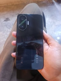 بوكو اف7 • ٢٥٦ • ملحقات كاملة