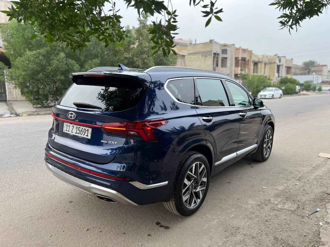 سنتافي كالكرافي 2023 اعلى فئه سنتافي سياره VIP رقم بغداد  مواصفات
داخل لونين 
كشنات جلد
كشنات حار بارد
كشنات كهرباء فول تحكمات
رادار امامي خلفي جانبي
حساسات أمامي خلفي جانبي
تبريد قطعتين
بردات بلادي
محرك 2.5 تيربو
بنراما
5 وضعيات قياده 
فور ويل
كير بيانو
تنته شامو 
دشبول ليزري
5كامرات
اناره داخليه
صندوق كهرباء
صدر جديد
تايرات جديده ماركه (دلوب)
كشنات خلفي تدفئه
سياره بيه بعد مواصفات سياره حادث صبغ باب خلفي وبارد في صندوق فقط بجم كبس مكاني بغداد شعب سعر سياره 235 وبيه مجال  رقم ***********
