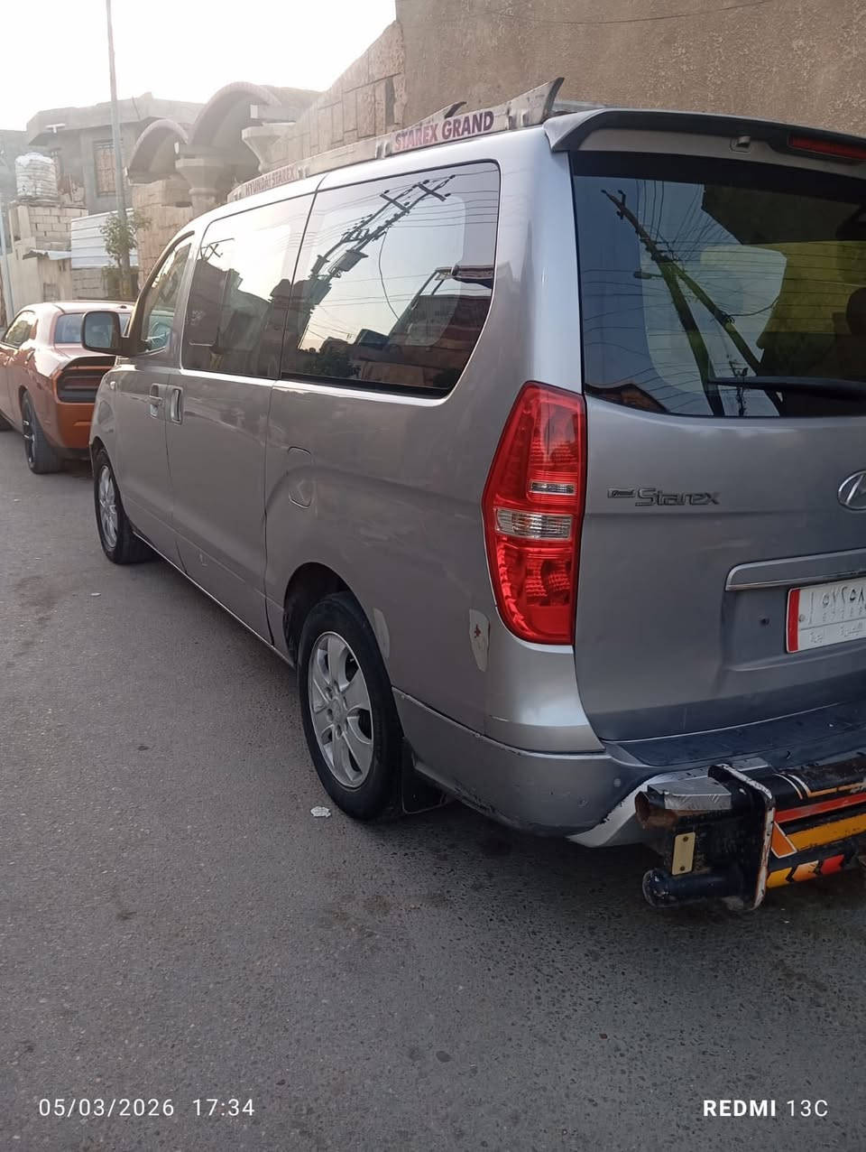 سلام عليكم ستاركس 14 مكينه 12 سبلاين مال كصه جديده مكفوله من الصبغ بيه بارد قليل بل ربع الخلفي سعر 190 بيه مجال *********** اخوان اخوان مكلف بل نشر رقم صاحب السياره موجود عنوان بصره شارع القائد
