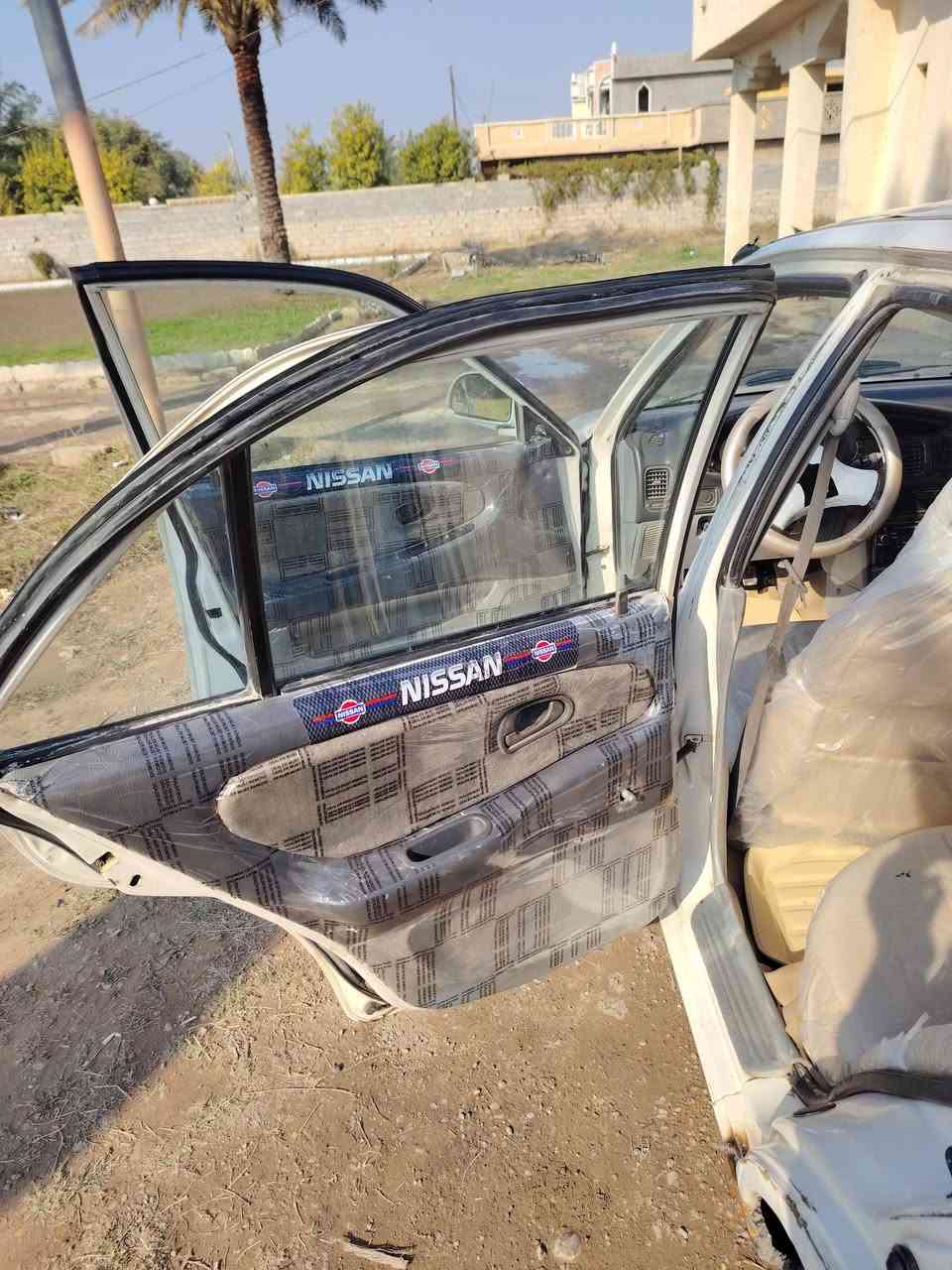 السلام عليكم للبيع براتون 2002 بغداد دولي كير ومحرك شرط صددر امامي خلفي تخم تايرالسعر 35 وبيه مجال للتصال عل رقم *********** مكان بلد ناحيه يثرب تحويل مباشر
