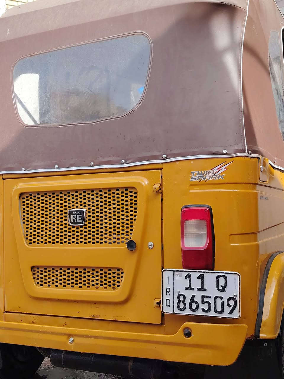 السلام عليكم تكتك موديل 2021شهر6 رقم وسنويه نكليزي مكينه مكفوله من تنقيص وتبخير بيها الدوس معمرة مكاني بغداد حسينيه الراشديه شراي اتصل ممتواجد عل نت ***********
