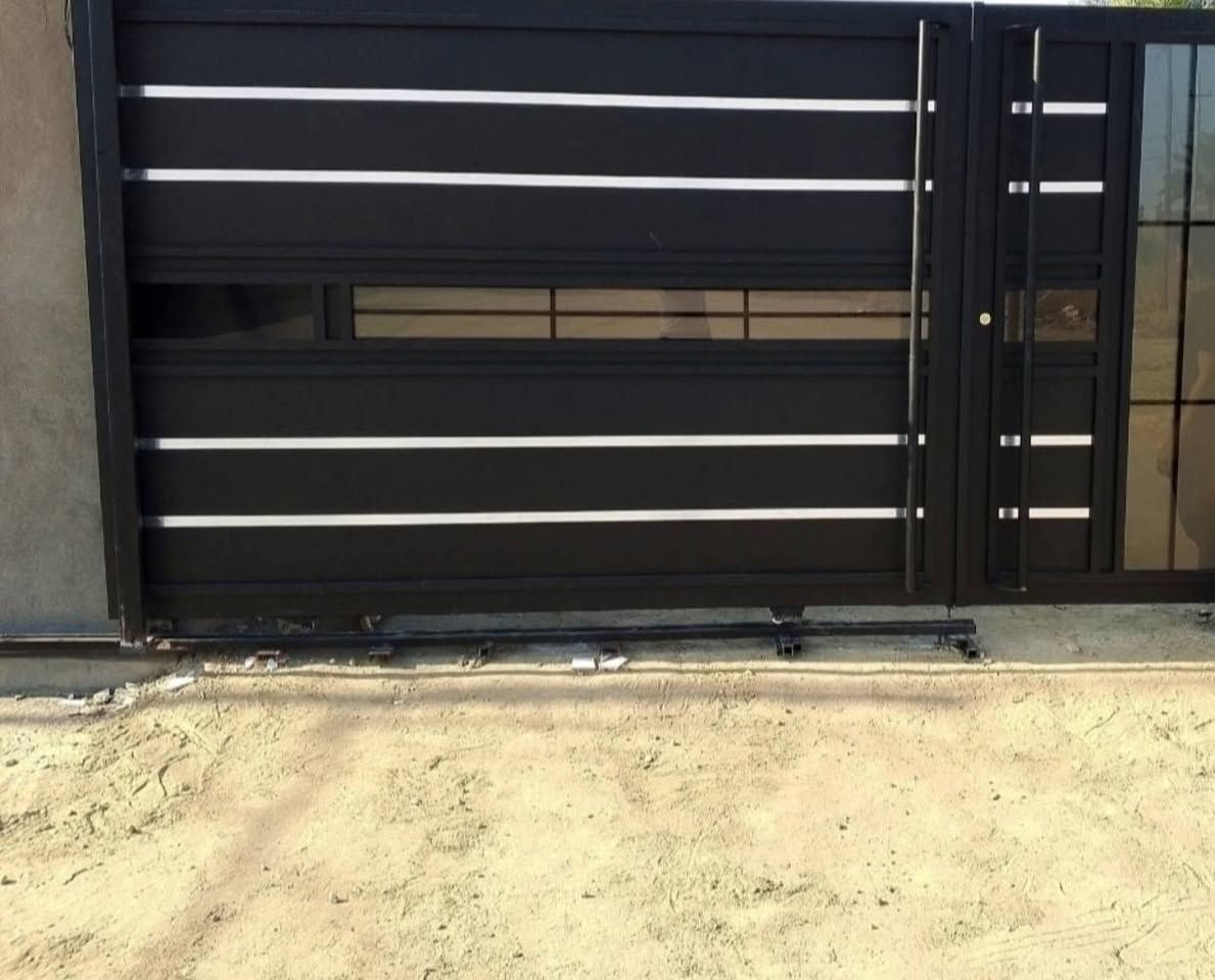 #حدادة_عامه_متنقله_ابواب_سقائف_كرفانات_مناور_كل_شي_
#وحسب_الطلب_اتصل_واجيك_للبيت_هذا_جزء_بسيط_من_اعمالي 
***********
***********
