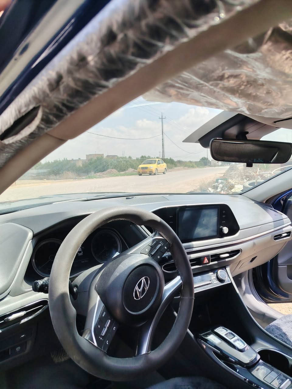 عليكم
سوناتا 2020
فول مواصفات عده الفتحه
سنويه ل٢٩
مداور ثاني يوم
ضربتها جاملغ وبنيد بدون عابر 
مكلف بالنشر
تفاصيل أكثر
اتصال أو مراسلة صاحب السياره واتساب
***********
