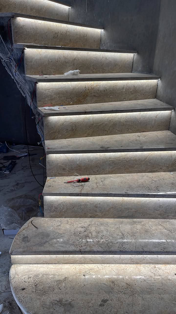 تم بحمد لله عمل درج بيانو. الئ احد اخوه
تأسيس وتنفيذ‬
٠جميع أعمال الكهربائي

مستعدون لعمل
 التأسيسات الكهربائيه بأنواعها 
بوري دفن .
..سيمنز ..
 نشر ..
 نزالات 
.تسليك
 .تشطيب 
..صيانه 
نشر منظومة كامرات مراقبه 
منظومة ستلايت 
ومنظومه ايرث 
للتواصل ‭0782 761 1473
