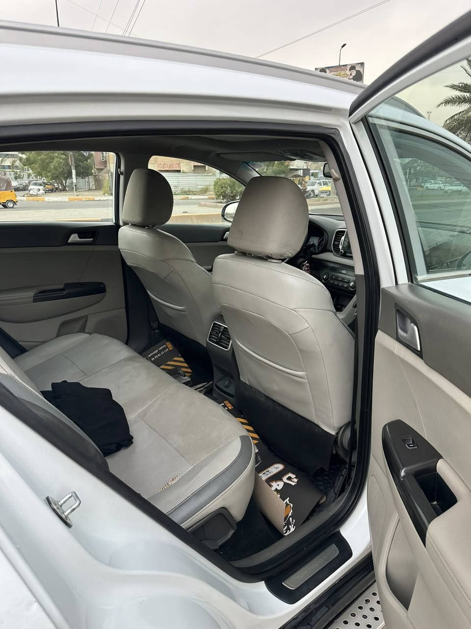 سلام عليكم سياره سبورتج خليجي

موديل 2017 ماشيه 117 

موصفات نص مو كامله 

السعر 178 بيه مجال 

العنوان بغداد حي اور


**إذا كنت صاحب هذا الإعلان وتريد حذفه لأي سبب، رجاءا أرسل رسالة إلى الدعم الفني**