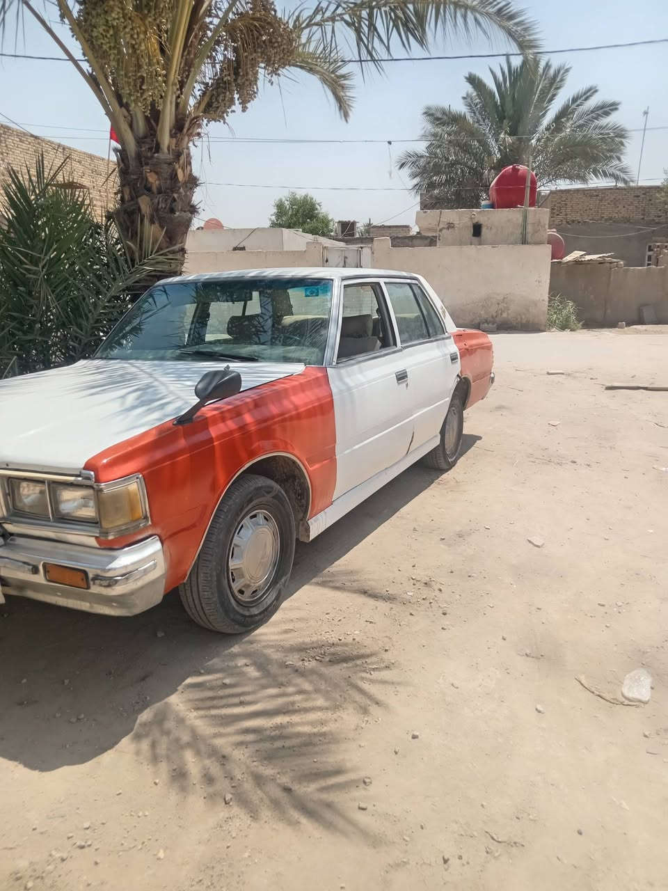 سلام عليكم للبيع كراون موديل ٨١ وظع شركه محوله خصوصي صاعده هزه استفسار اتصل على الرقم ***********
