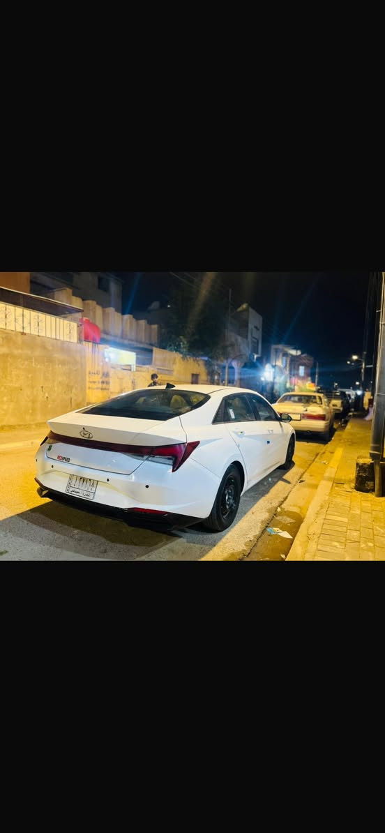 سلام عليكم هونداي النترا 2021 وارد امريكي السياره فول مواصفات لتمدد السياره داخله بدون حادث بيها نسبه غرغ كلش بسيطه هنا بلعراق صار بيها تبديل قبق الجنطه وشويه تصليح بسيط بلحوض والبنيد بارد شويه  رقم بصره معوقين المعوق ولد شاب جاهز للوكاله سعرها 140 وبيه مجال بسيط للشراي هاي التفاصيل كلهن ذكرتهن غيرهن ماكو مو تتصل وتكلي شنو بيها هاتف 📞 ***********
