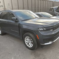 جراند شيروكي لاريدو • ٢٠٢٥ • ميناء مقصر