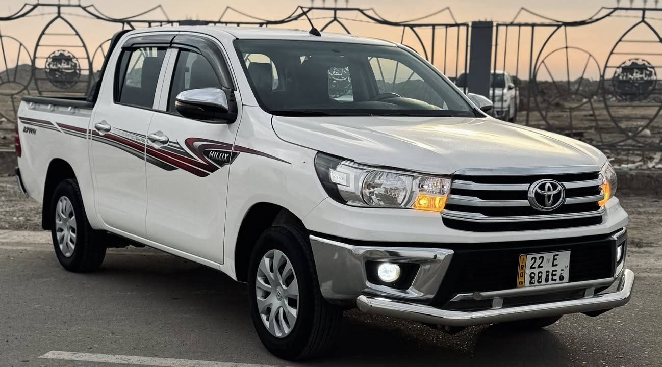 السلام عليكم بيكم موديل 2022  للبيع   رقم اربيل  كير عادي ومكفوله كفاله عامه ماشيه 92 سياره جديده وجاهزه كير ومكينه وحداده وتخم تاير وتبريد خير من الله مكان سياره بصره  خمسه ميل 
سعر 230 وبيه مجال للشراي شراي يخابر مكلف بل نشر
رقم ***********)(***********
