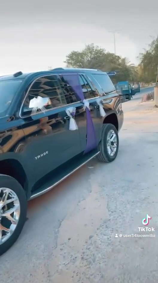 تاهو خليجي 2015 LTZ
وكالة المنصور
كفالة عامة
بأسمي ورقم بغداد
السيارة شرط الفحص ونظيفة جداً
مرتبة وما تحتاج أي صرف
السعر 3 شدات و30
موقع السيارة كربلاء 
الاتصال على الرقم ***********
