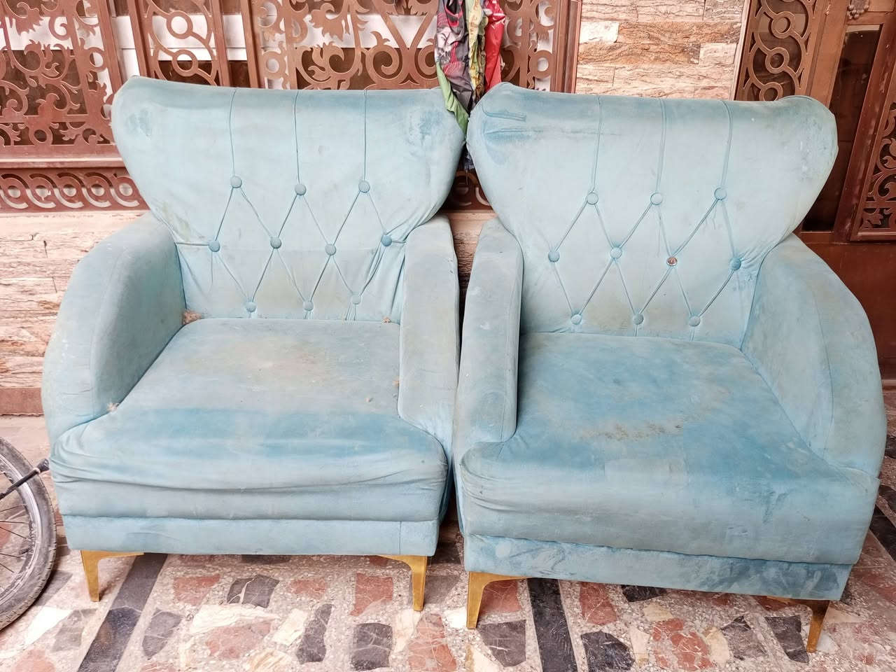 تخم 8 مقاعد مع ميز بلازما مع انارة عامودية
بي اضرار قليلة رايدتهن كلهن 200 وبي مجال
العنوان البلديات حي التراث


**إذا كنت صاحب هذا الإعلان وتريد حذفه لأي سبب، رجاءا أرسل رسالة إلى الدعم الفني**