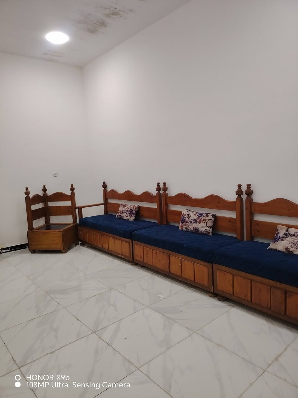 ديوان ١٠ مقاعد مع زاويه عدد ٢ موقع بغداد حي الجهاد السعر ٢٥٠


**إذا كنت صاحب هذا الإعلان وتريد حذفه لأي سبب، رجاءا أرسل رسالة إلى الدعم الفني**